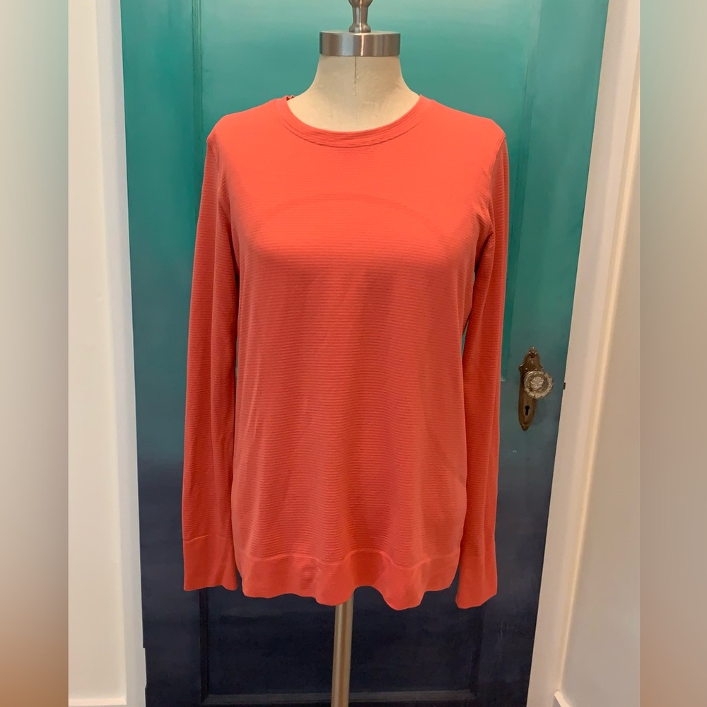 Lululemon Swiftly Relaxed L/S shirt Size 8